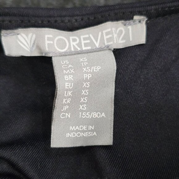 Forever 21 ✦ Black Cutout Sports Bra ✦  Open Racerback Stretch Activewear XS - Picture 6 of 11